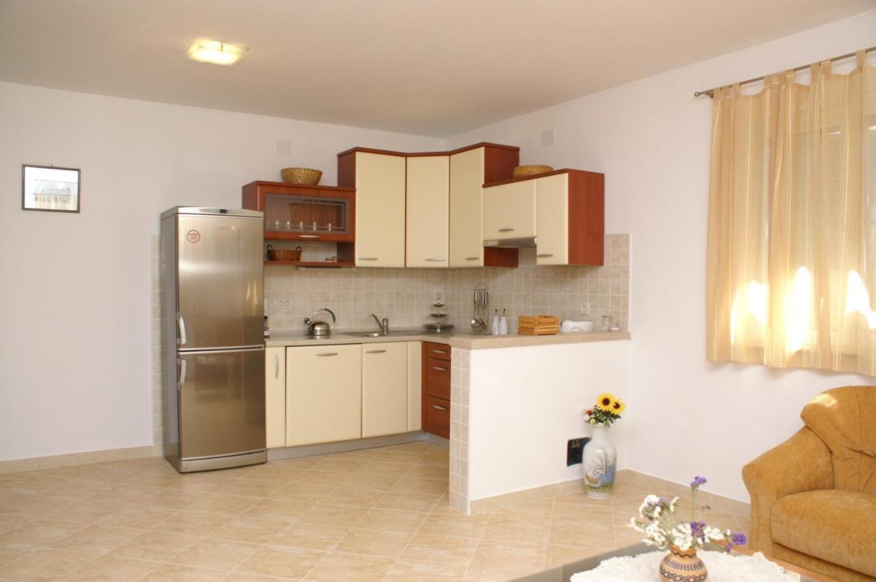 Apartments By The Sea Supetar, Brac - 4274 Exterior photo